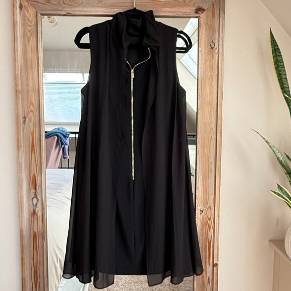 Mock Neck Chiffon Trapeze Dress - Picture 2 of 11